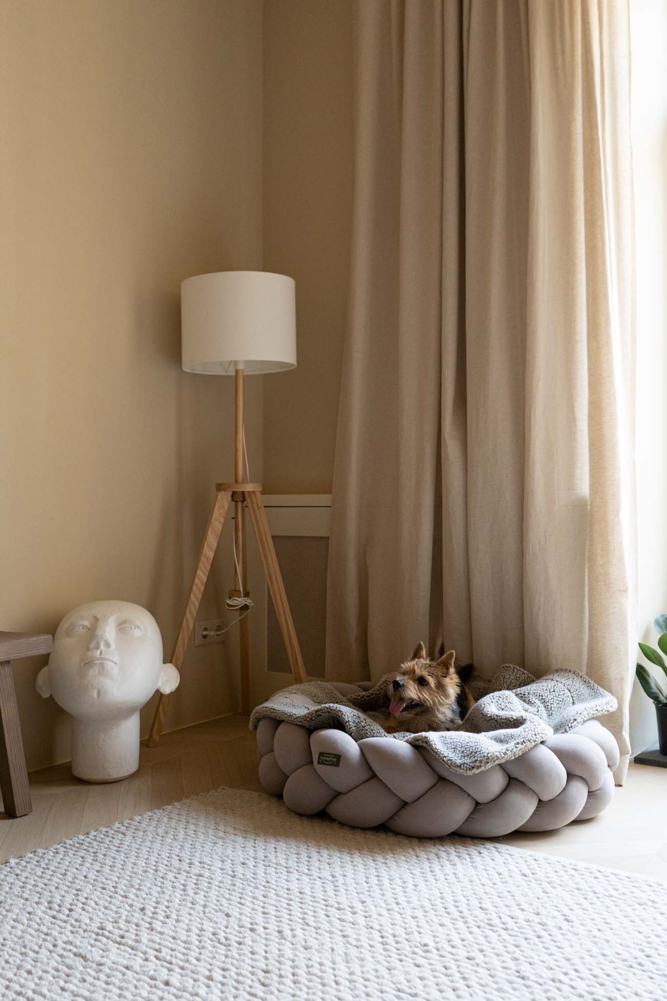 Dog bed Pony kolosony beige