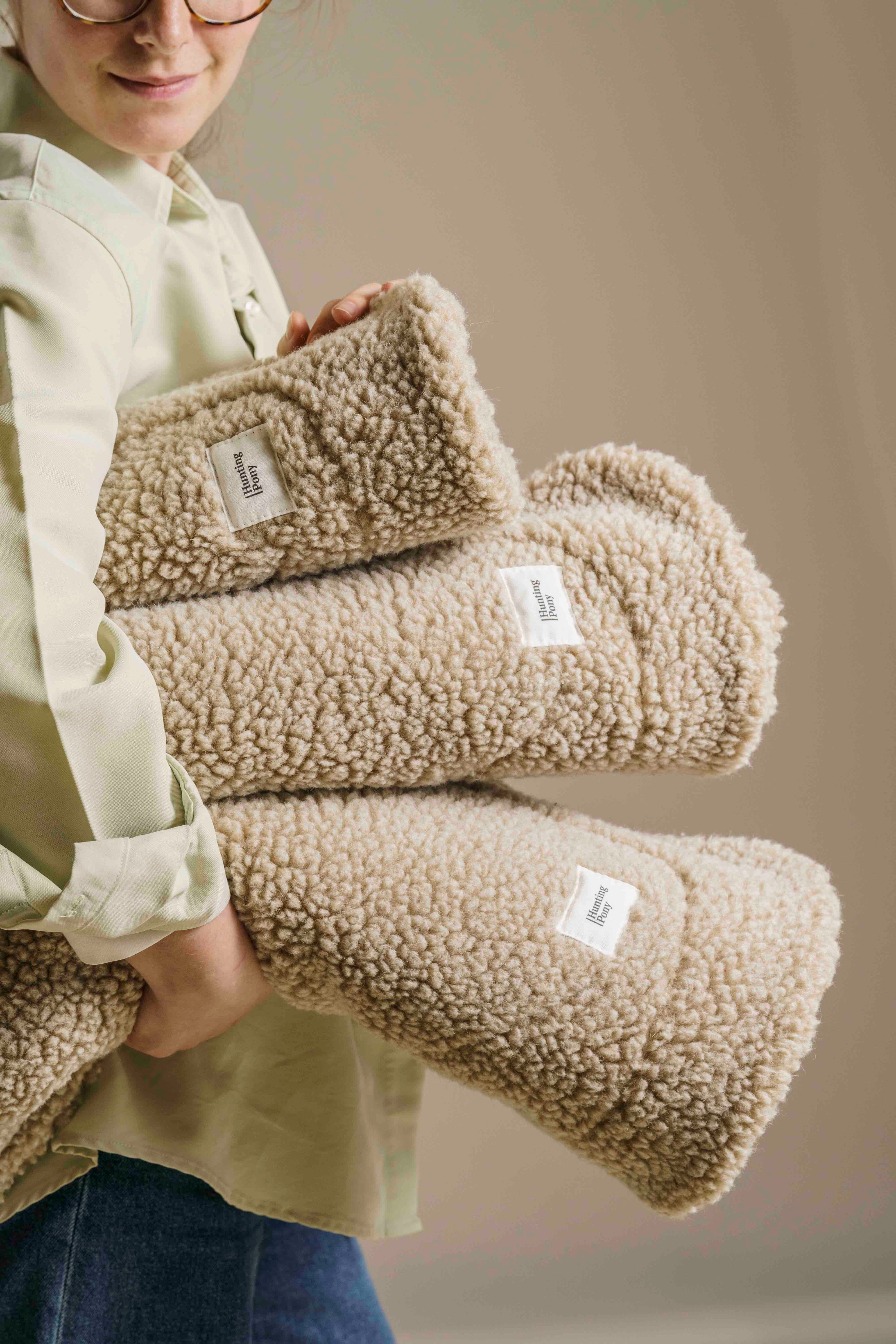 Dog blanket Sleepy-Pony beige