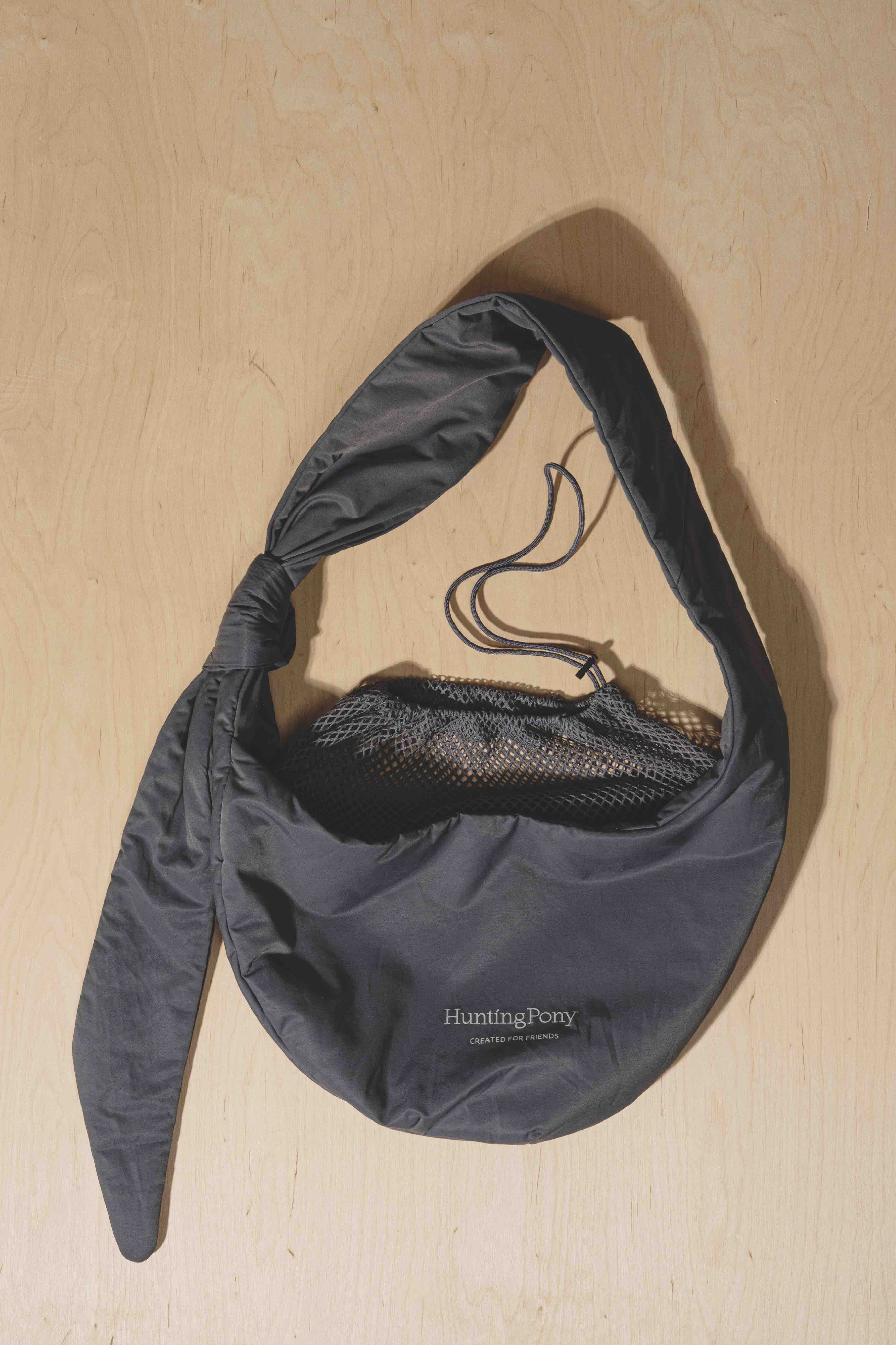 Sling-bag Pony-Kangaroony Graphite