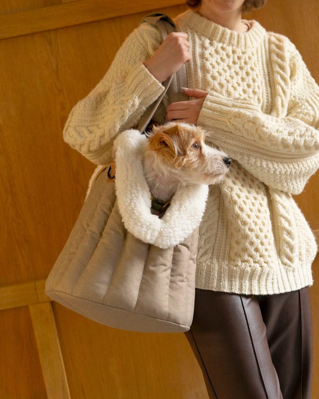 Carrying Pony Bag beige