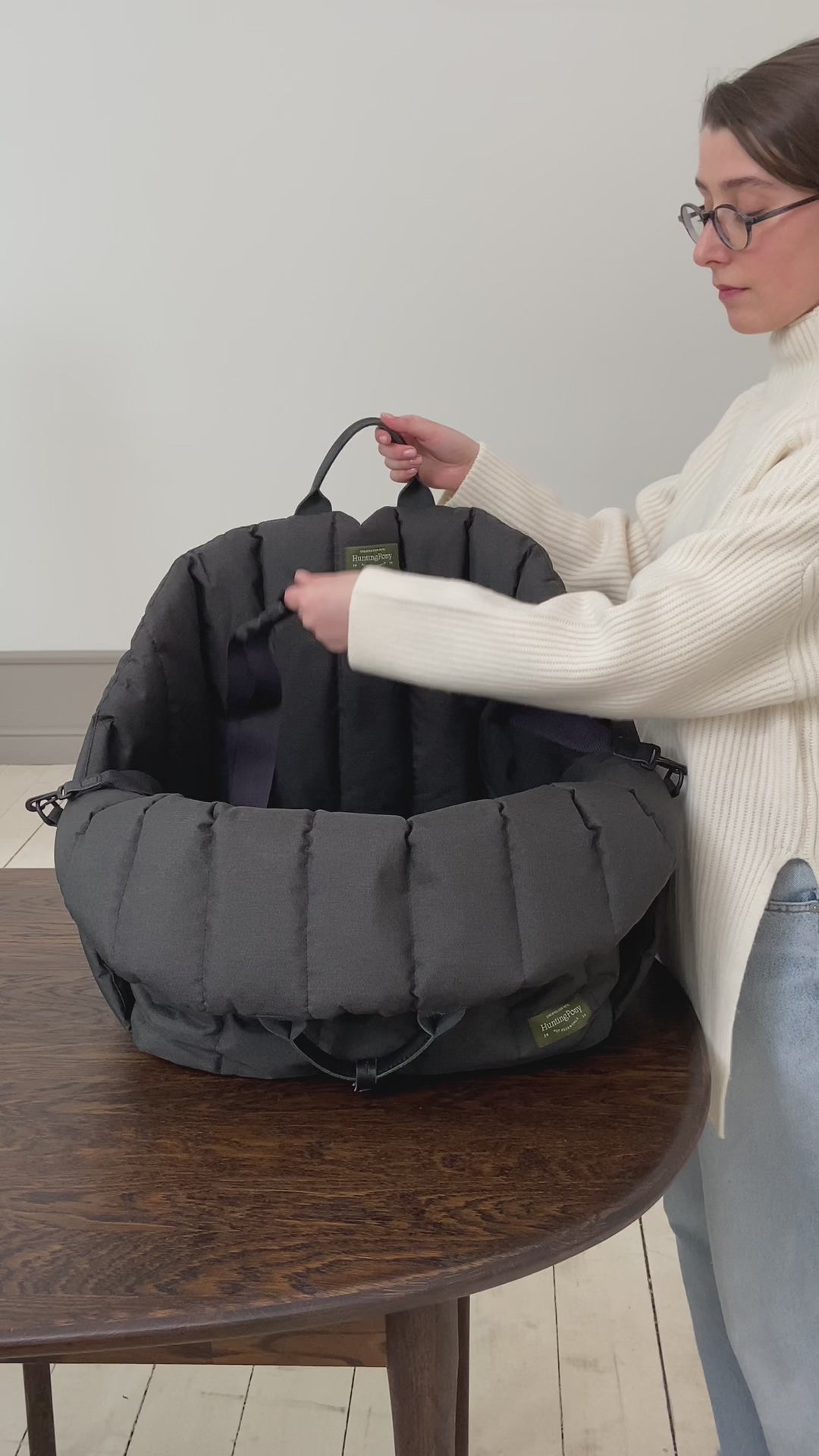 Car seat for dogs black